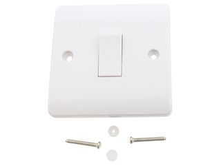 CMA011 - Scolmore Click Mode 10A 1 Gang 2 Way Light Switch White