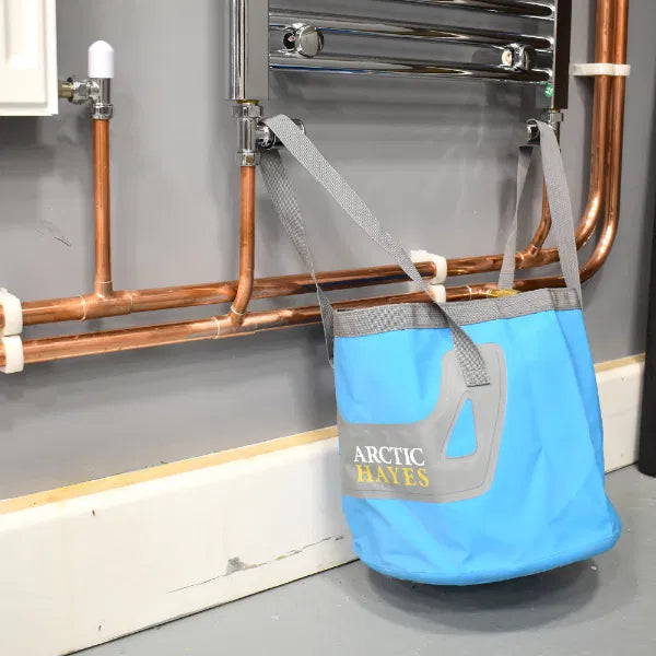 Arctic Hayes  20L Folding Bucket