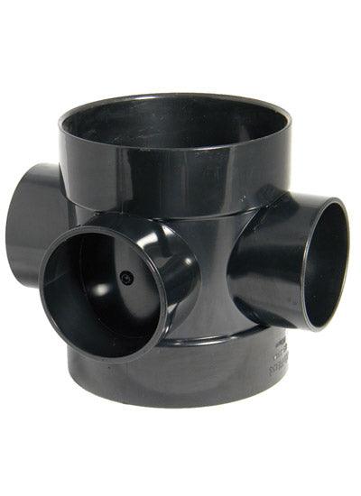SP583B Floplast 110mm Short Single Socket Boss Pipe - Black